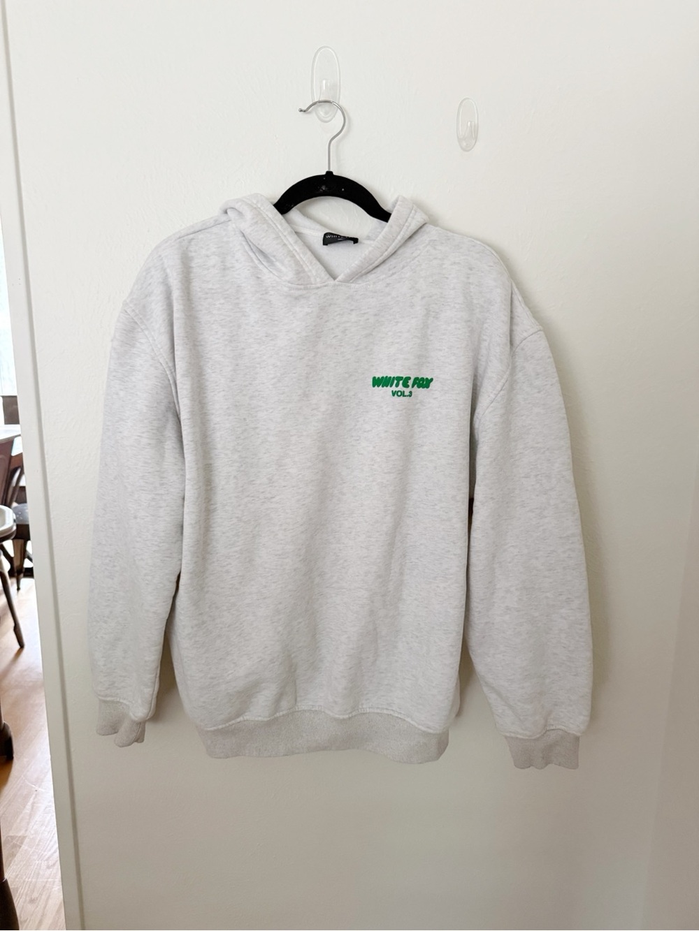 White Fox Boutique Offstage Light Gray Hoodie Sz M/L - Picture 10 of 12